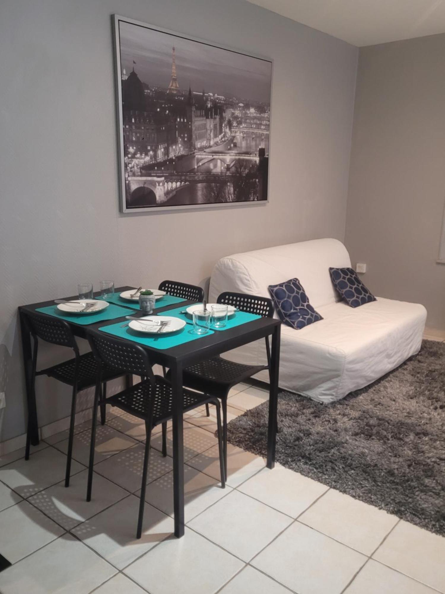 Appartement Cosy Dans Beau Village De Champagne Cormicy Buitenkant foto